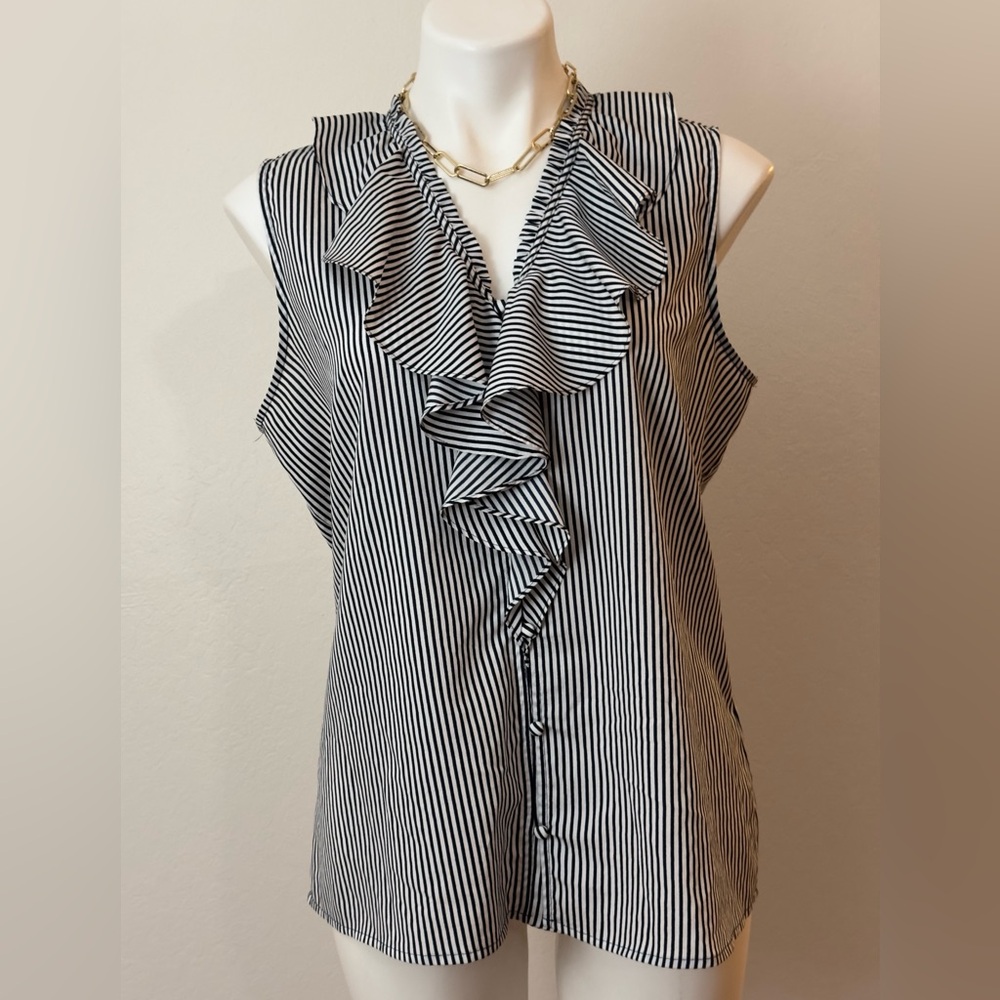 Karl Lagerfeld Sleeveless Blouse w Ruffle Neckline size L